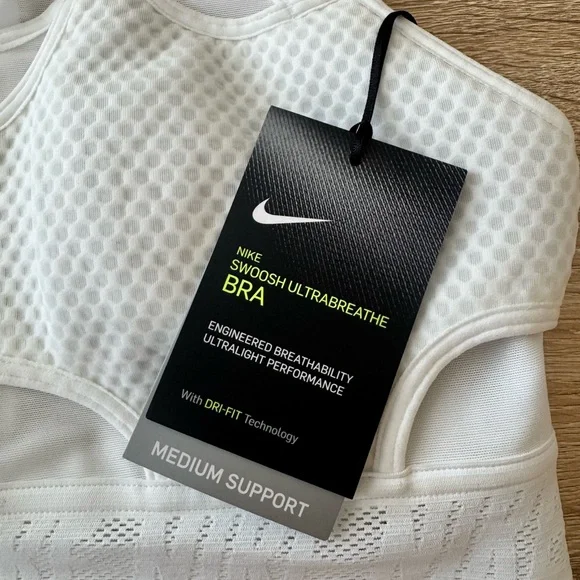 NWT Nike Swoosh UltraBreathe‎ CJ0149 White Medium Support Sports Bra Size Medium - Picture 6 of 9